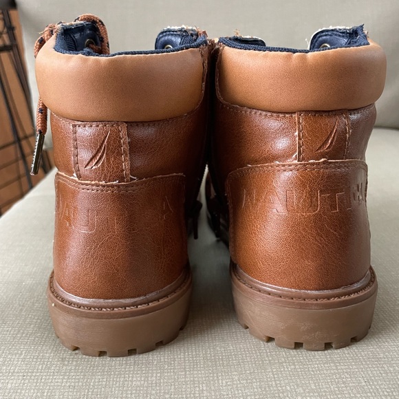 Nautica boys boots size 3 - Picture 2 of 9